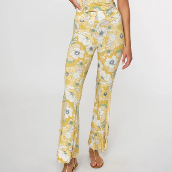 O'Neill Pants - O’Neill Women S Yellow Boho Beach Retro Y2K Daisy Belle Floral Flare Pants NWT